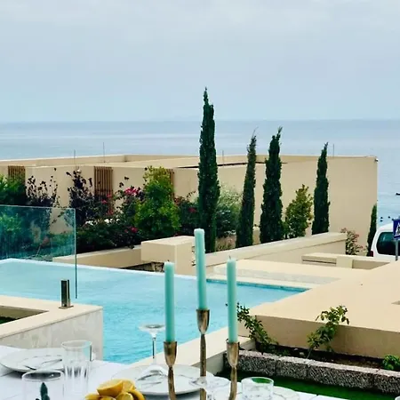 Pool Olivia Coast Appartamento